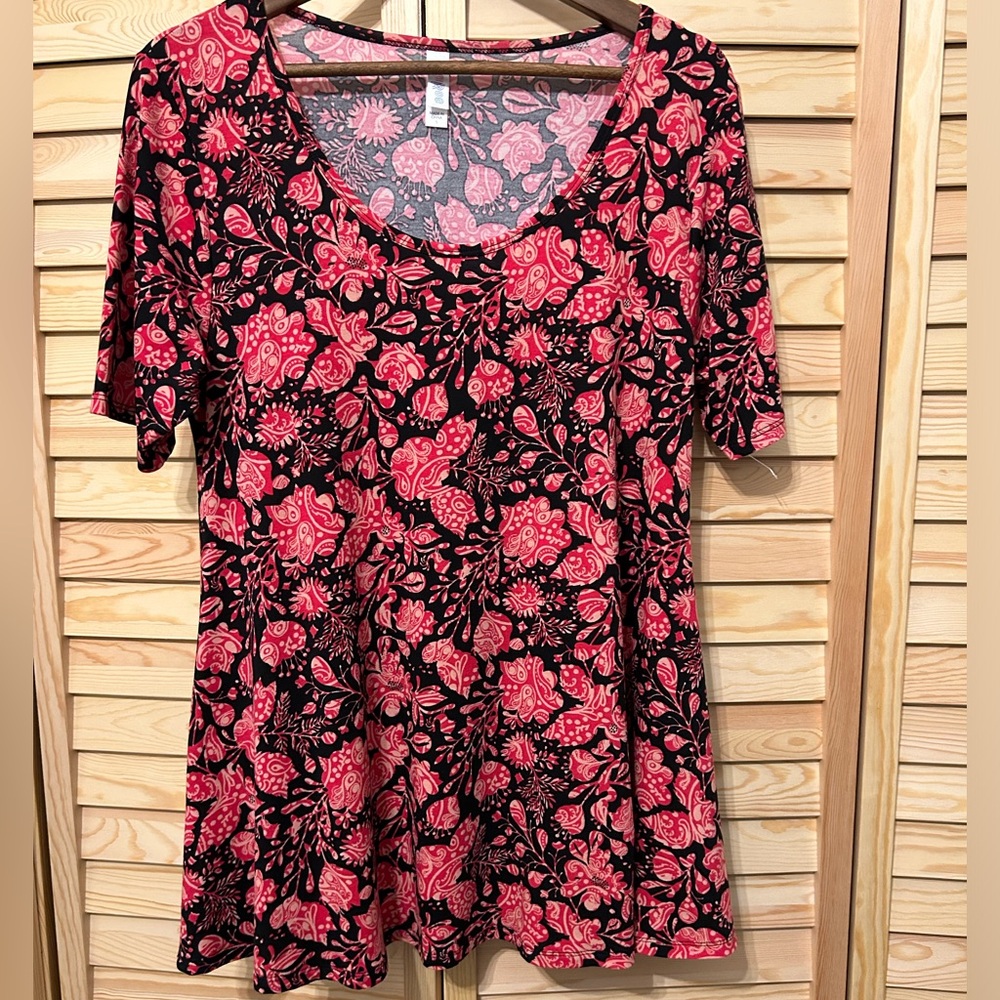 LuLaRoe Tunic Top